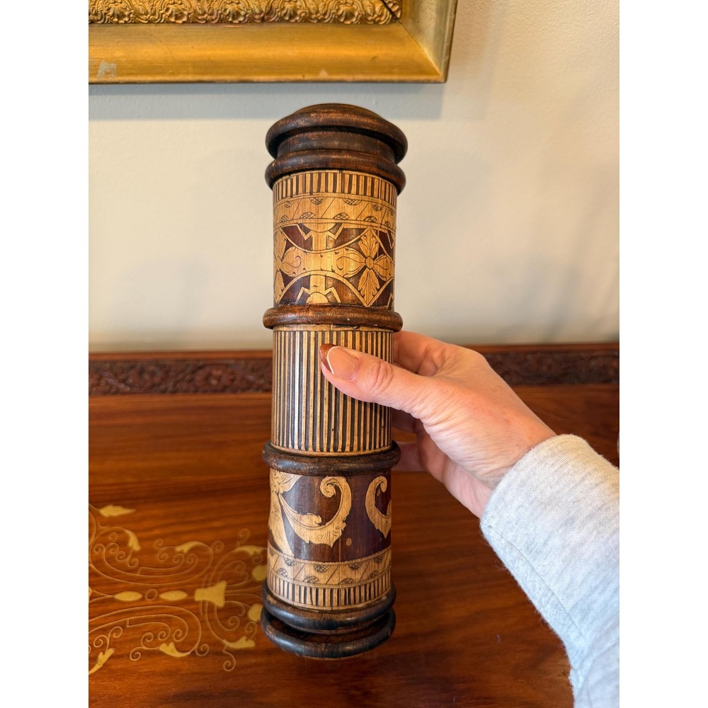 Vintage Lombok Bamboo Lidded Container, Hand Made in Indonesia, 10" - Picture 4 of 13